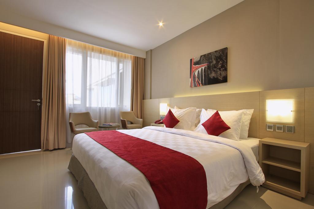 Ohana Hotel Kuta Kuta  Ngoại thất bức ảnh